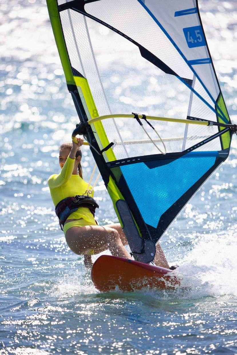 墨西哥悍匪劫囚车失败:与安全部队激烈交火 12人被击毙